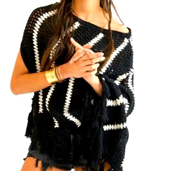 Anthropologie brand one shoulder knit poncho NWT - Picture 1 of 6
